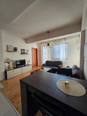Apartment 4 You